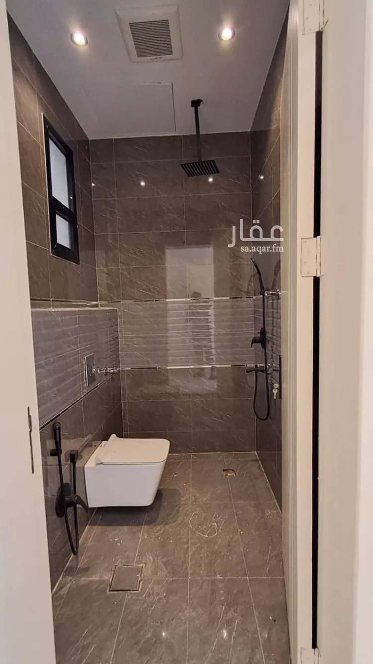 شقة للبيع في شارع علي بن شيبان, حي العوالي, مدينة الرياض, منطقة الرياض صورة 4