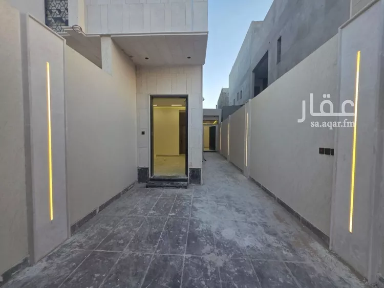 دور للبيع في شارع أحمد مفتي المكي الحنفي, حي طويق, مدينة الرياض, منطقة الرياض 8