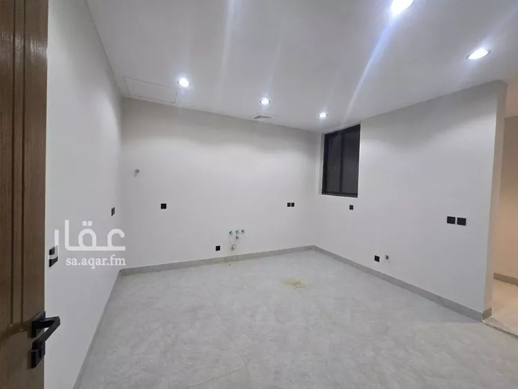 دور للبيع في شارع أحمد مفتي المكي الحنفي, حي طويق, مدينة الرياض, منطقة الرياض 12