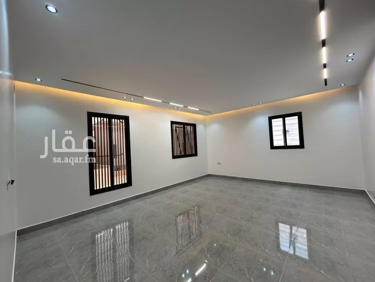 دور للبيع في شارع طلال بن خالد, حي الدار البيضاء, مدينة الرياض, منطقة الرياض 10