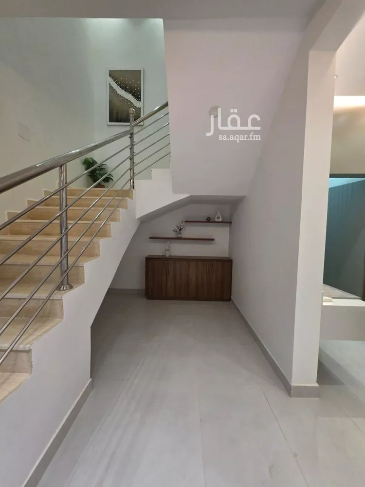 دور للبيع في شارع الأمير سعود بن محمد بن مقرن, حي طيبة, مدينة الرياض, منطقة الرياض 9