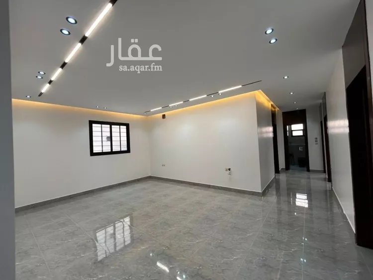 دور للبيع في شارع طلال بن خالد, حي الدار البيضاء, مدينة الرياض, منطقة الرياض 15
