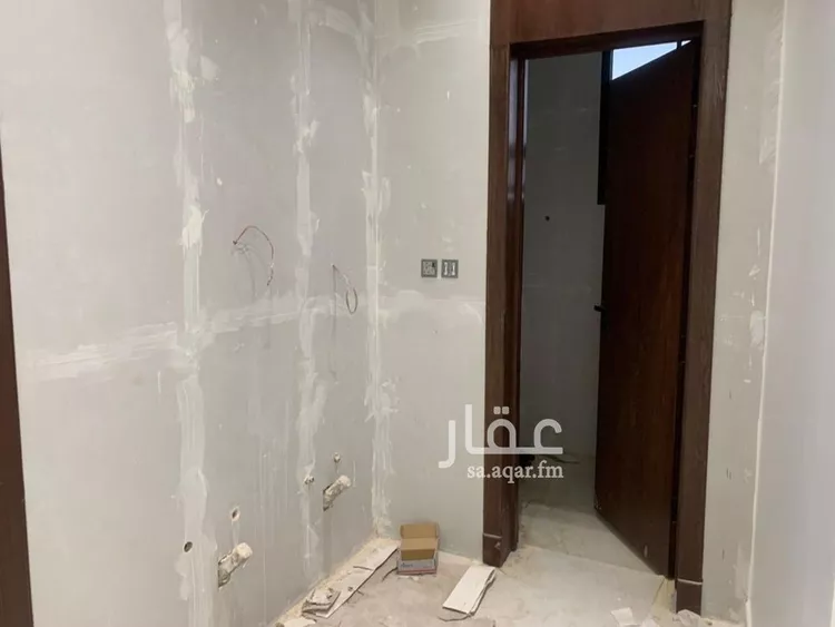 فيلا للبيع في شارع فجر, حي ظهرة لبن, مدينة الرياض, منطقة الرياض صورة 4
