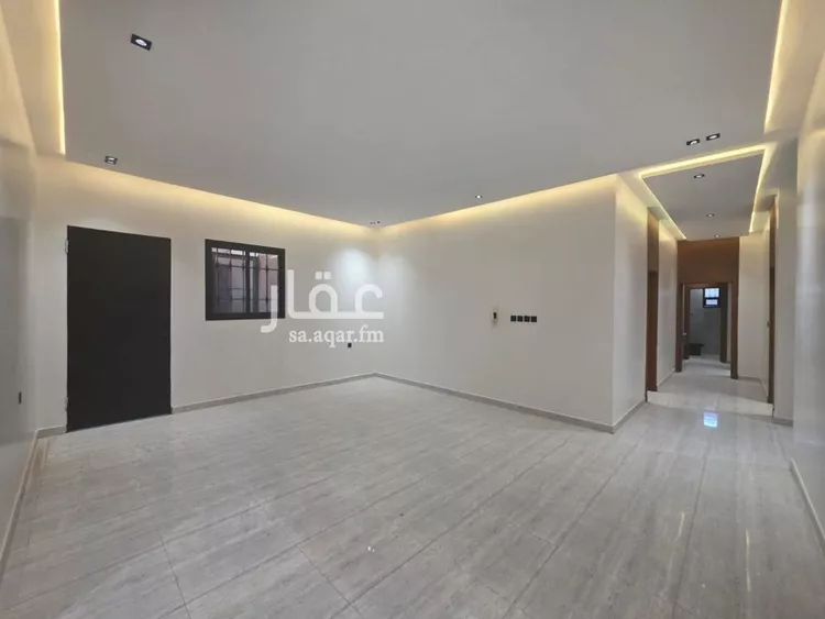 Floor for Sale in Riyadh Tuwaiq صورة 3