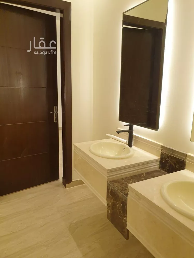دور للبيع في شارع رغدان, حي نمار, مدينة الرياض, منطقة الرياض 10