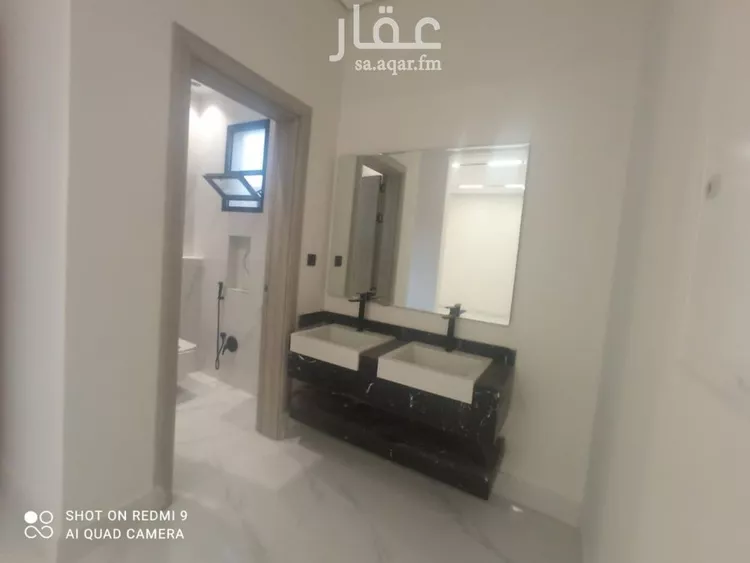 فيلا للبيع في شارع نجم الدين الايوبي الفرعي, حي العوالي, مدينة الرياض, منطقة الرياض صورة 3