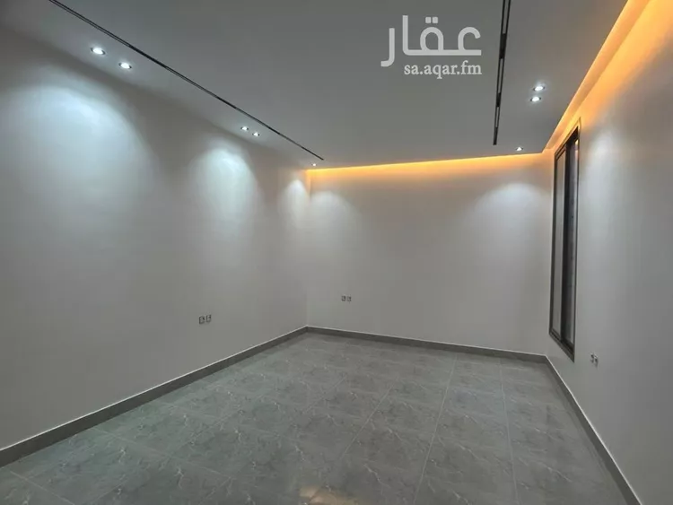 دور للبيع في شارع طلال بن خالد, حي الدار البيضاء, مدينة الرياض, منطقة الرياض 17