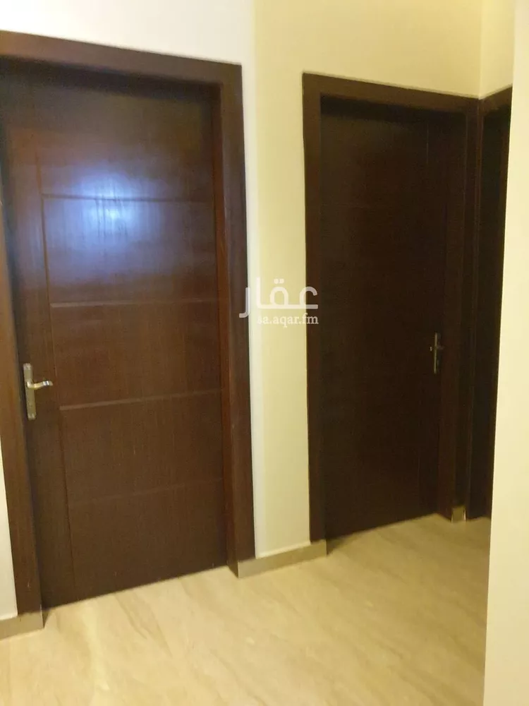 دور للبيع في شارع رغدان, حي نمار, مدينة الرياض, منطقة الرياض 9