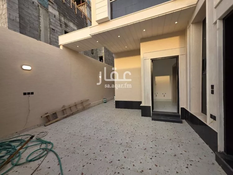 فيلا للبيع في شارع وادي مية, حي العريجاء الغربي, مدينة الرياض, منطقة الرياض 15