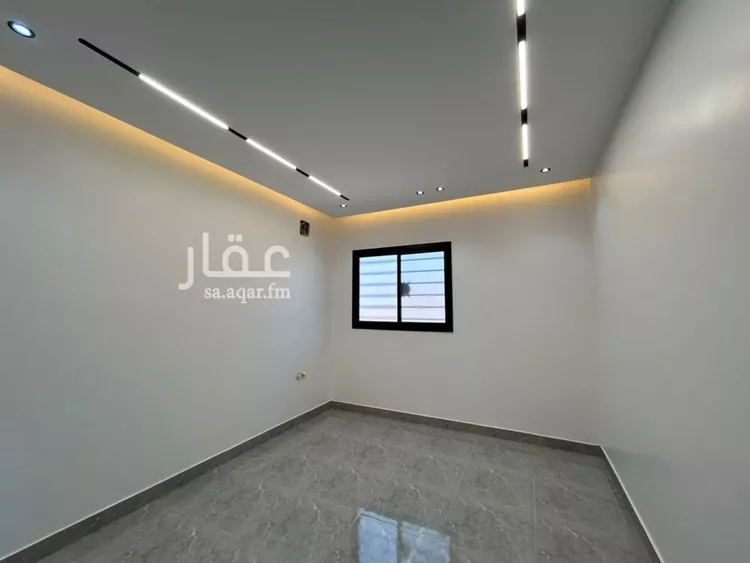 دور للبيع في شارع طلال بن خالد, حي الدار البيضاء, مدينة الرياض, منطقة الرياض صورة 3