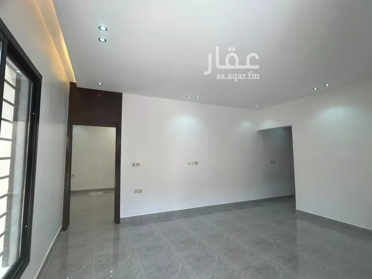 دور للبيع في شارع طلال بن خالد, حي الدار البيضاء, مدينة الرياض, منطقة الرياض صورة 4