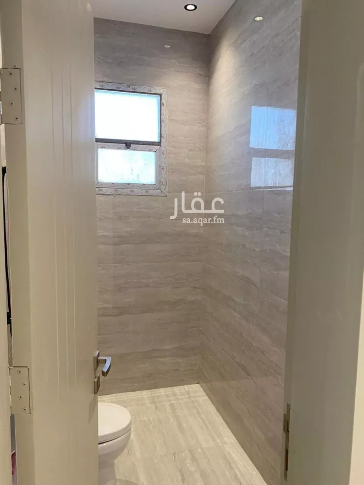 Floor for Sale in Riyadh Al Hazm 6