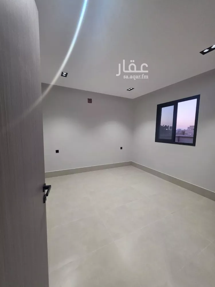 فيلا للبيع في شارع طلحة بن عمرو, حي العريجاء الغربي, مدينة الرياض, منطقة الرياض صورة 3