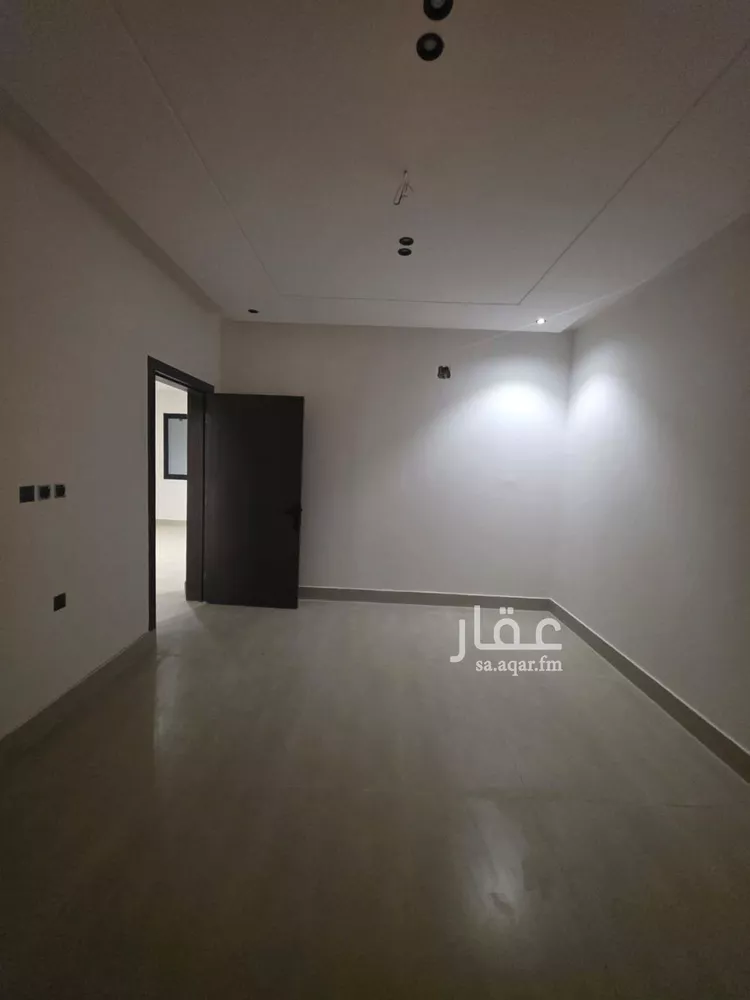 Villa for Sale in Riyadh Tuwaiq 18