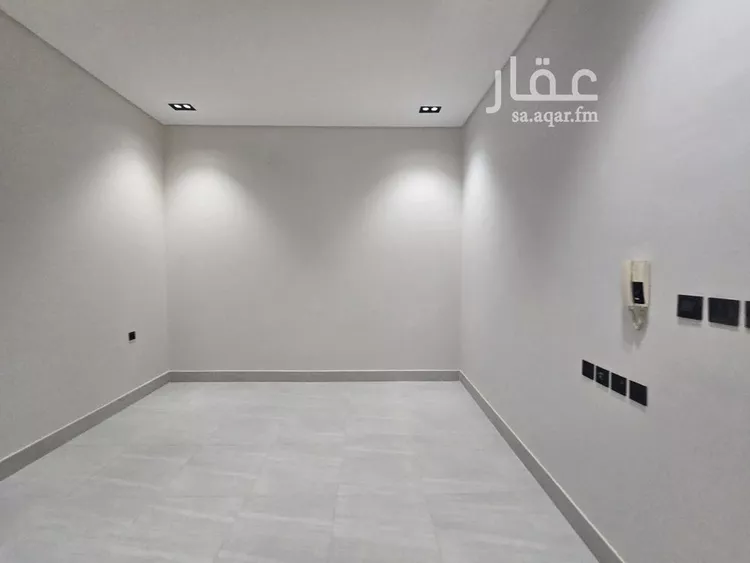 فيلا للبيع في شارع جبل العلوم, حي العريجاء الغربي, مدينة الرياض, منطقة الرياض 7