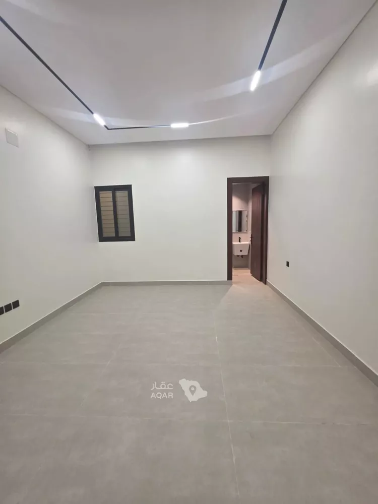 دور للبيع في شارع جبل الأجداد, حي الدار البيضاء, مدينة الرياض, منطقة الرياض 6