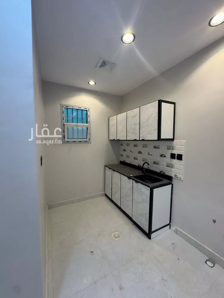 شقة للإيجار في شارع الخزنة, حي إشبيلية, مدينة الرياض, منطقة الرياض صورة 4