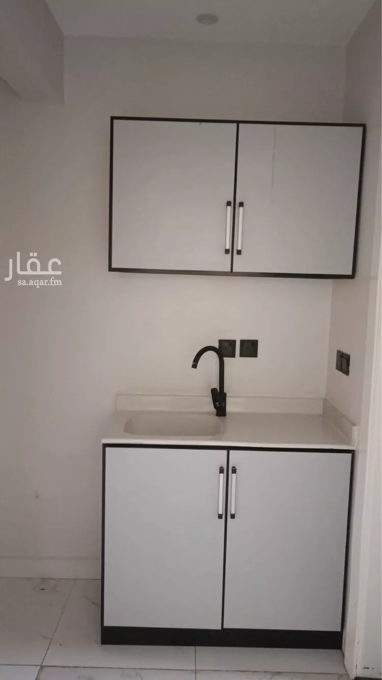 شقة للإيجار في شارع الامير عبدالمحسن بن جلوي, حي المروج, مدينة الرياض, منطقة الرياض صورة 2
