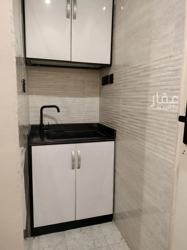 شقة للإيجار في شارع مدينة الزايد, حي العقيق, مدينة الرياض, منطقة الرياض صورة 3