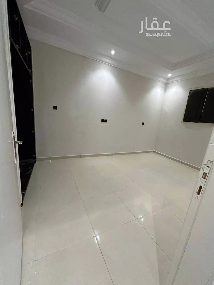 شقة للإيجار في شارع وادي البطحاء, حي الملقا, مدينة الرياض, منطقة الرياض صورة 2