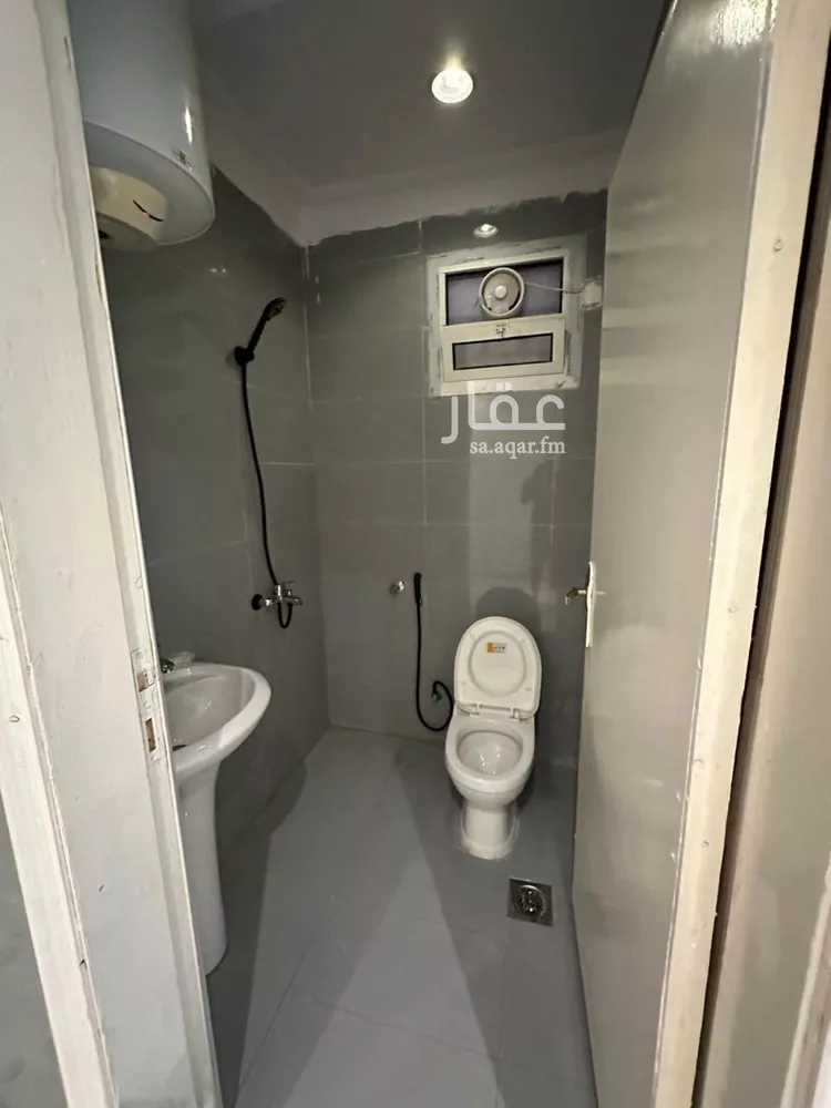 شقة للإيجار في شارع الخزنة, حي إشبيلية, مدينة الرياض, منطقة الرياض صورة 3