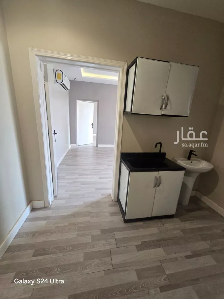 شقة للإيجار في شارع مدينة الزايد, حي العقيق, مدينة الرياض, منطقة الرياض صورة 4