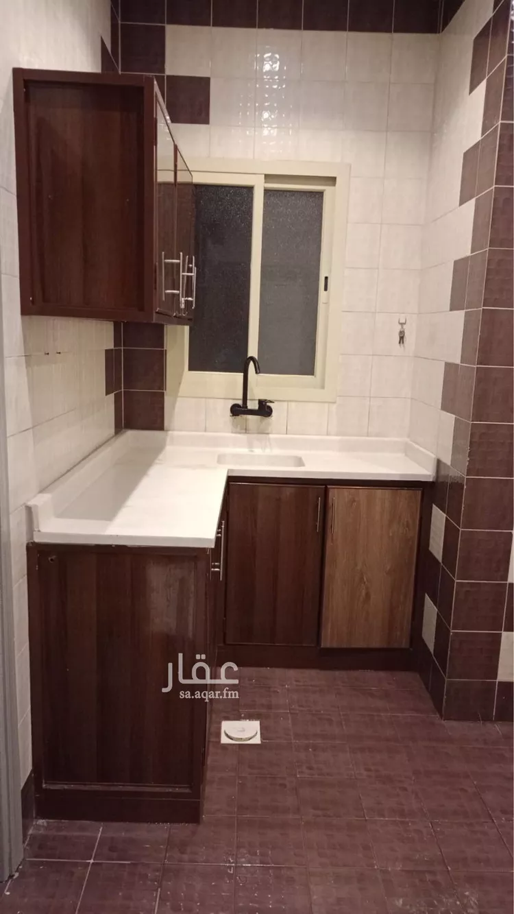 شقة للإيجار في شارع سراقة بن عمرو, حي الشهداء, مدينة الرياض, منطقة الرياض صورة 2