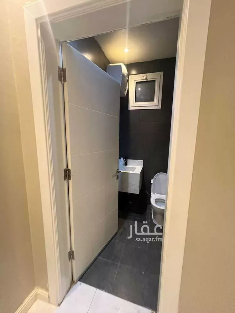 فيلا للإيجار في شارع المنيزلة, حي اليرموك, مدينة الرياض, منطقة الرياض صورة 5