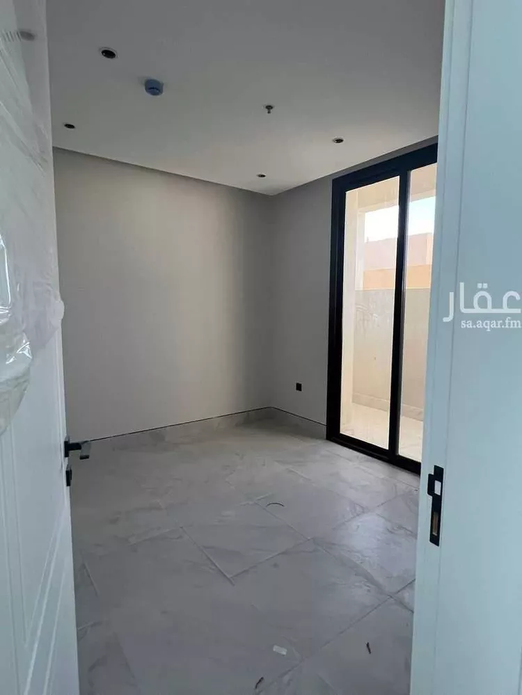 شقة للبيع في شارع عشيرة سدير, حي الرائد, مدينة الرياض, منطقة الرياض