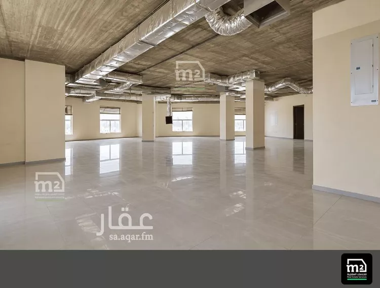 مكتب تجاري للإيجار في شارع الملك فهد, حي النموذجية, مدينة الرياض, منطقة الرياض صورة 3