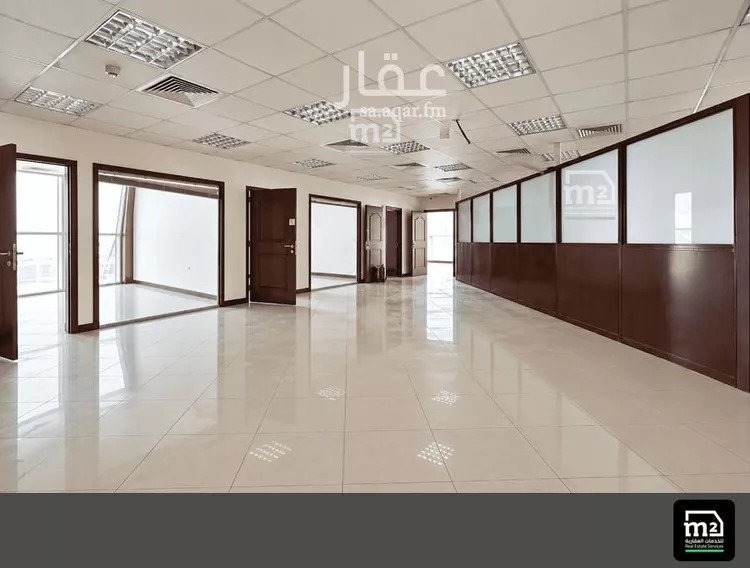 مكتب تجاري للإيجار في شارع الملك فهد, حي النموذجية, مدينة الرياض, منطقة الرياض صورة 2