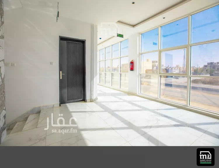 مكتب تجاري للإيجار في شارع الملك عبدالعزيز ابن عبدالرحمن سعود الفرعي, حي العارض, مدينة الرياض, منطقة الرياض صورة 2