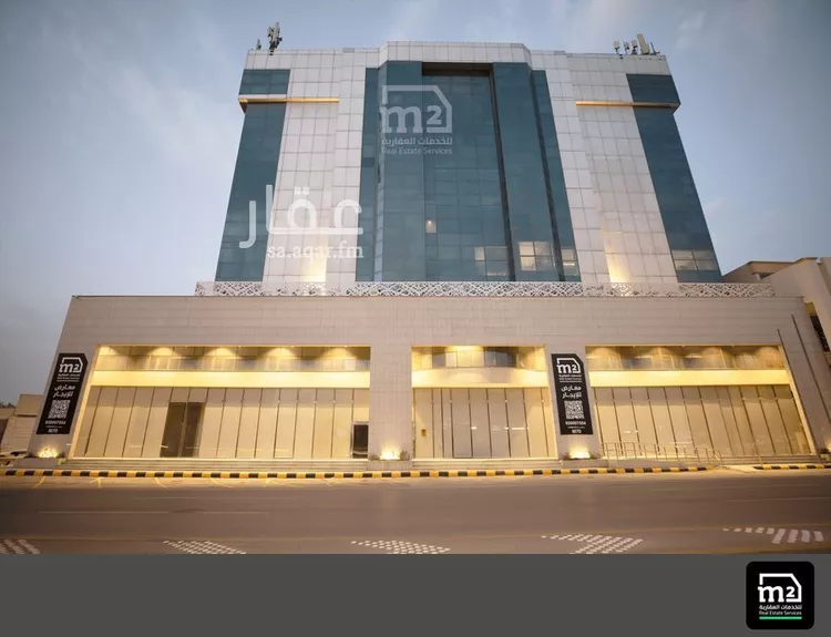 مكتب تجاري للإيجار في شارع طريق الملك فهد, حي النموذجية, مدينة الرياض, منطقة الرياض