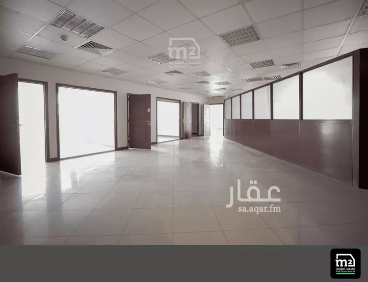 مكتب تجاري للإيجار في شارع طريق الملك فهد, حي النموذجية, مدينة الرياض, منطقة الرياض صورة 2