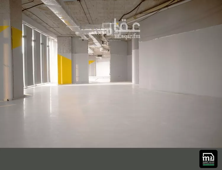 محل للإيجار في شارع طريق الملك فهد, حي النموذجية, مدينة الرياض, منطقة الرياض 7