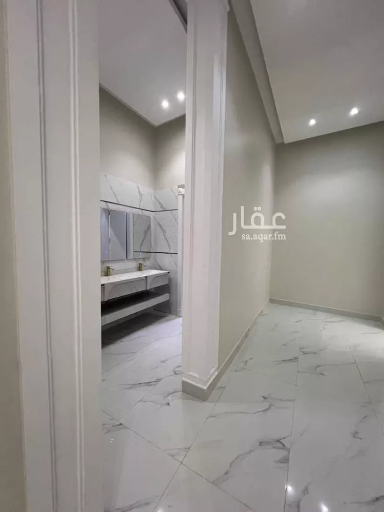 فيلا للبيع في شارع عبدالوهاب بن مجاهد, حي البيان, مدينة الرياض, منطقة الرياض صورة 4