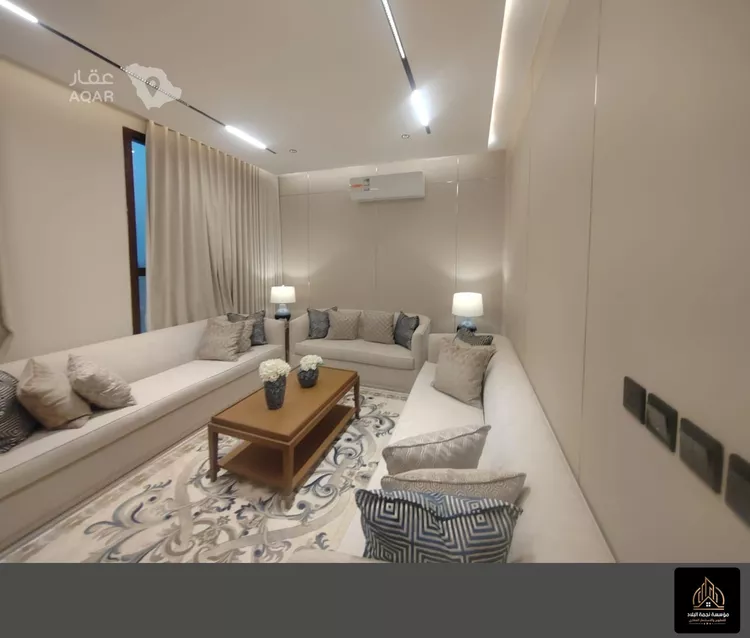دور للبيع في شارع ابن مشرف, حي عكاظ, مدينة الرياض, منطقة الرياض 11