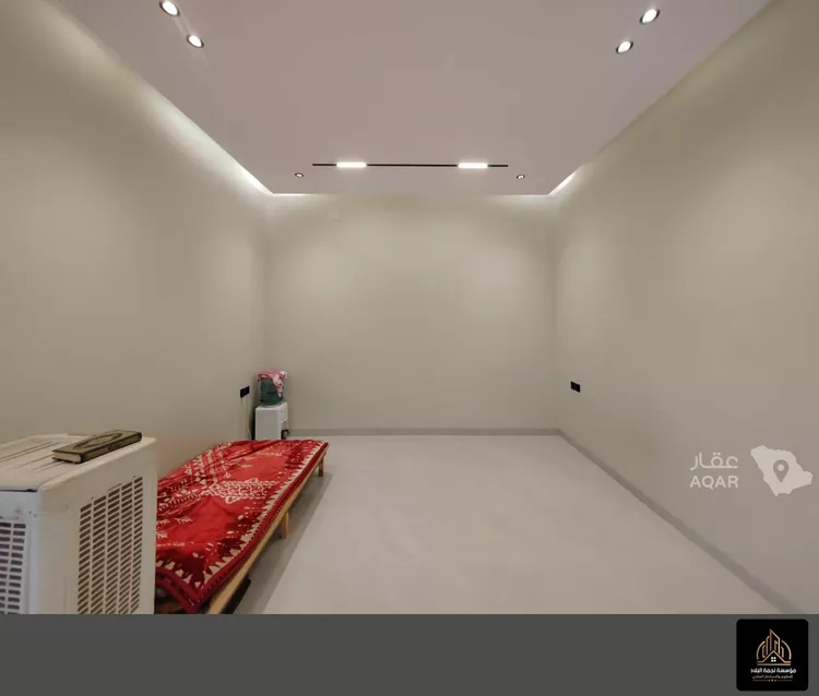 Floor for Sale in Riyadh As Suwaidi Al Gharabi 9