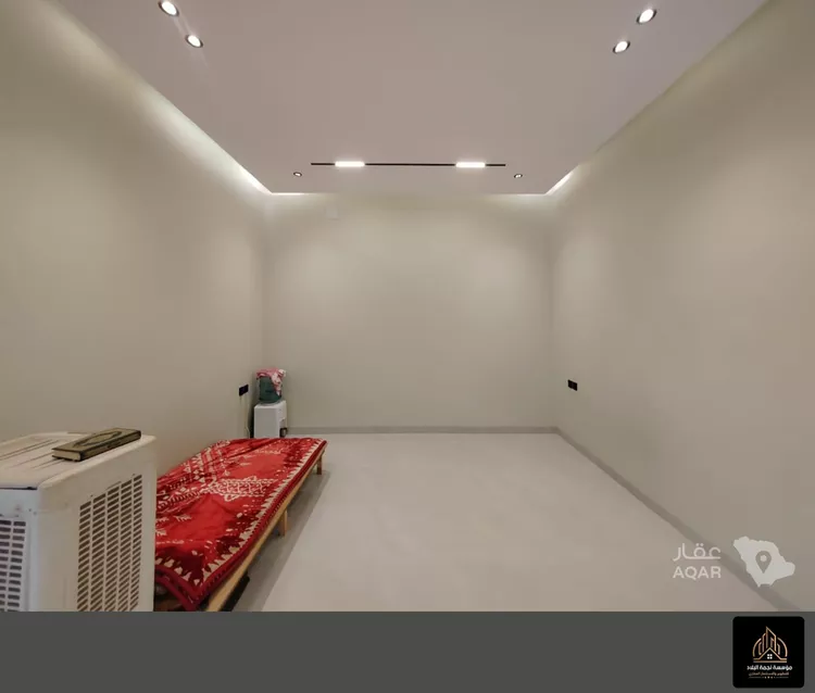 Floor for Sale in Riyadh As Suwaidi Al Gharabi 9