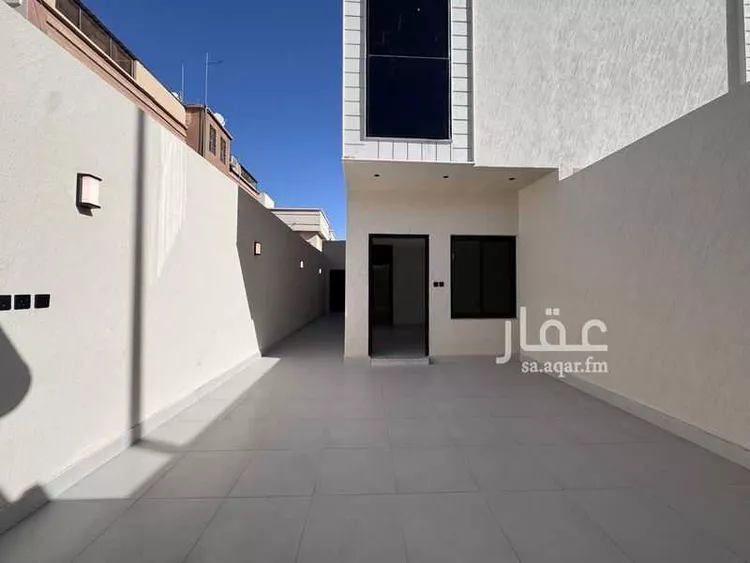 دور للبيع في شارع وادي خيبر, حي بدر, مدينة الرياض, منطقة الرياض صورة 2