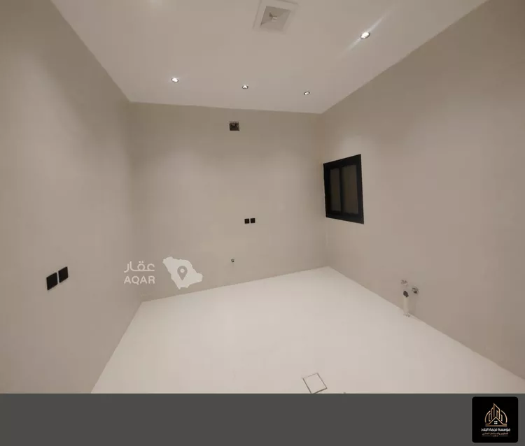 دور للبيع في شارع ابن مشرف, حي عكاظ, مدينة الرياض, منطقة الرياض صورة 3