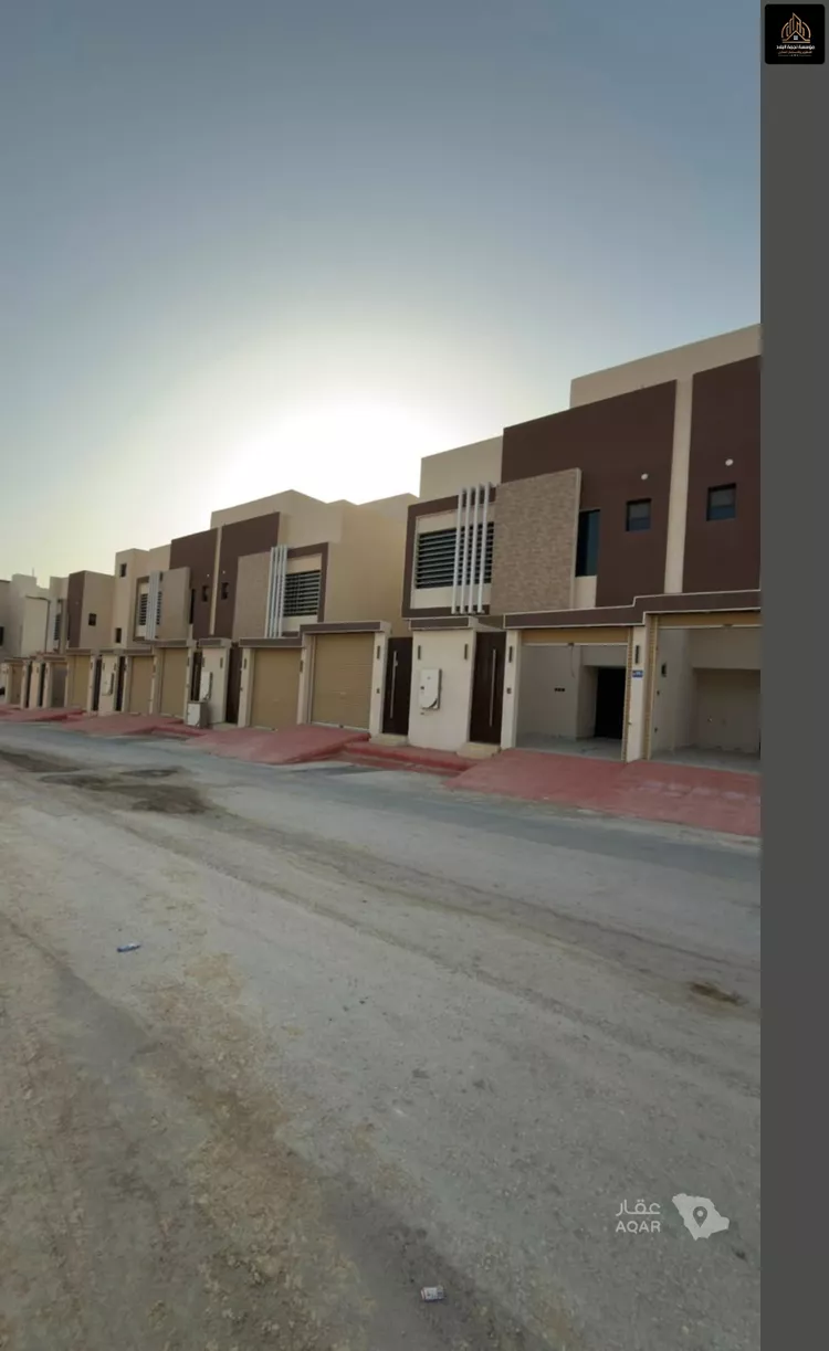 فيلا للبيع في شارع أبي القاسم التغلبي, حي بدر, مدينة الرياض, منطقة الرياض