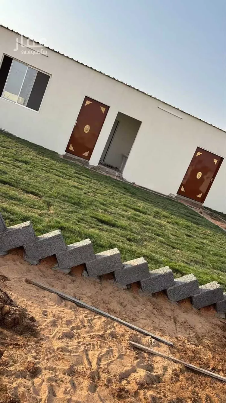 Rest House for Sale in Al Muzahimiyah Al GhatGhat صورة 3