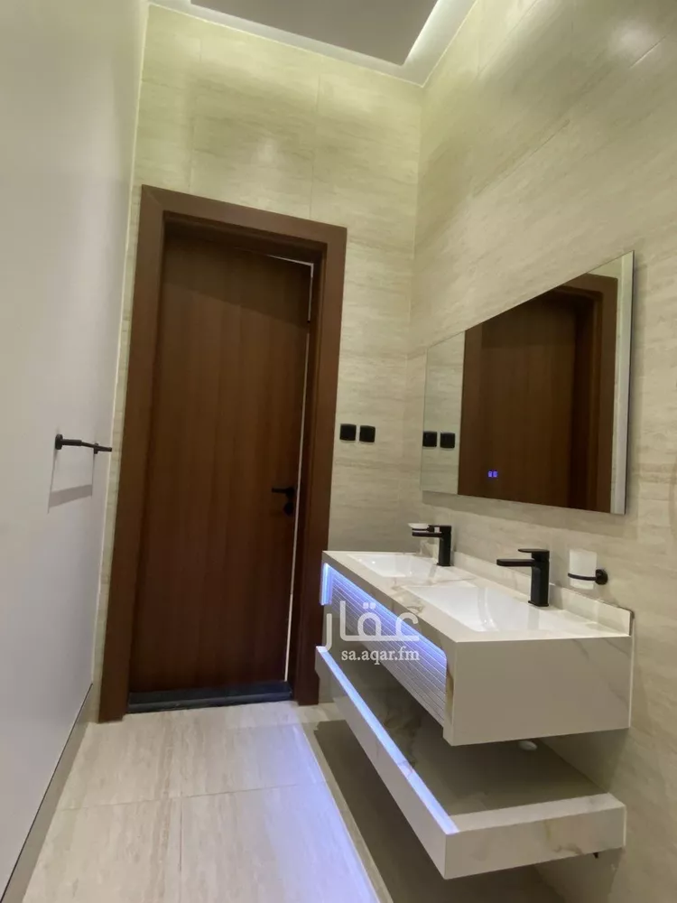 شقة للبيع في شارع ربيعه بن رقيع التميمي, حي الدفاع, مدينة المدينة المنورة, منطقة المدينة المنورة