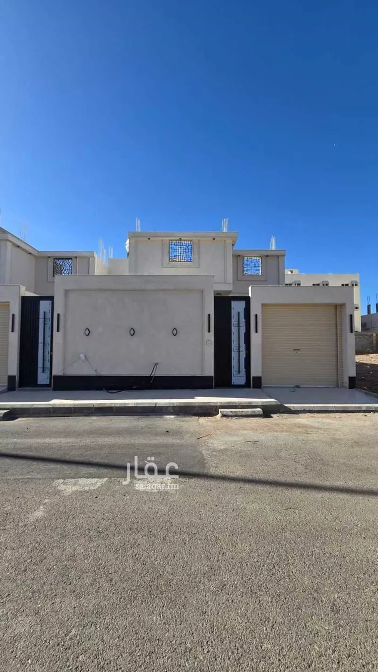 عمارة للبيع في شارع لقيط ابن ناشرة, حي أبو مرخة, مدينة المدينة المنورة, منطقة المدينة المنورة 1 صورة