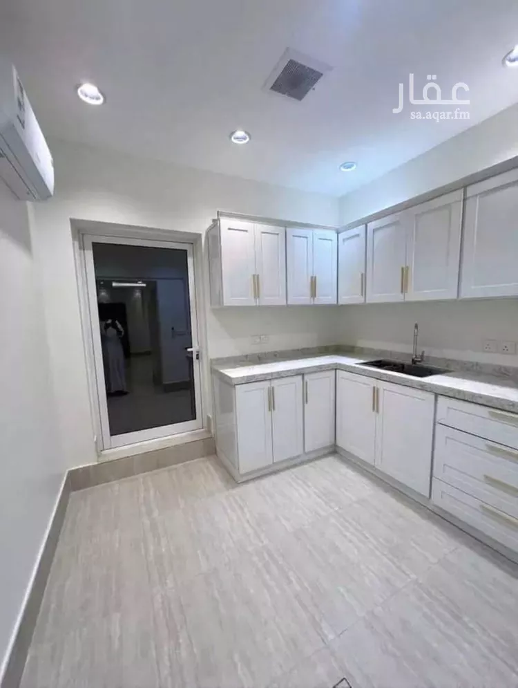 شقة للإيجار في شارع شهيد الدين ثم الوطن يحيى محمد يحيى الش, حي القيروان, مدينة الرياض, منطقة الرياض