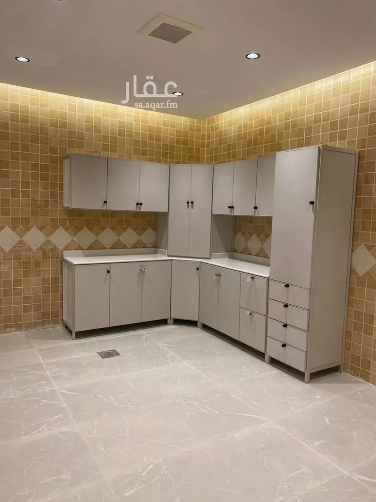 شقة للإيجار في شارع طريق الملك فهد الفرعي, حي الملقا, مدينة الرياض, منطقة الرياض