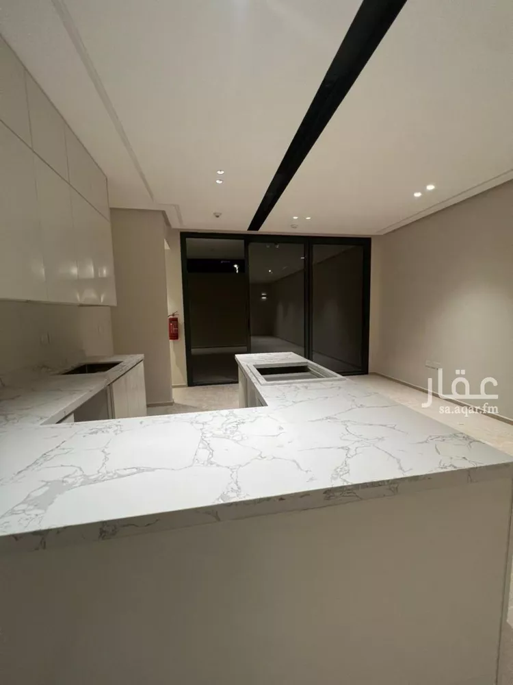 فيلا للإيجار في شارع ابن سينا, حي العارض, مدينة الرياض, منطقة الرياض صورة 2