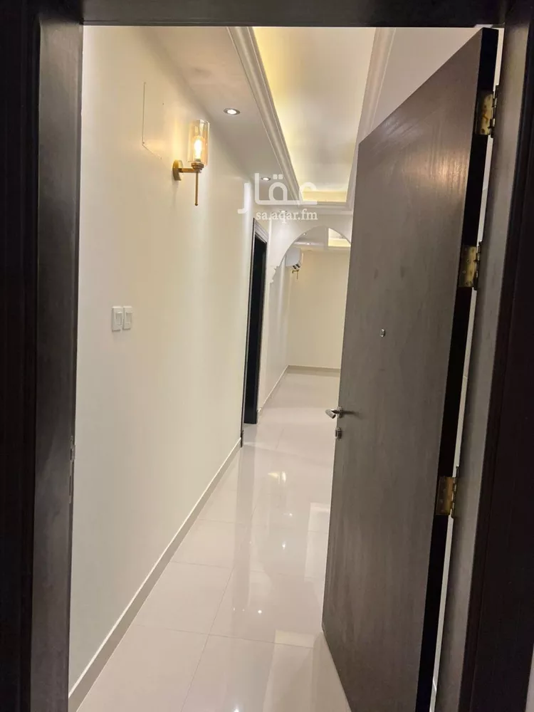 شقة للإيجار في شارع طريق الملك فهد الفرعي, حي الملقا, مدينة الرياض, منطقة الرياض صورة 4