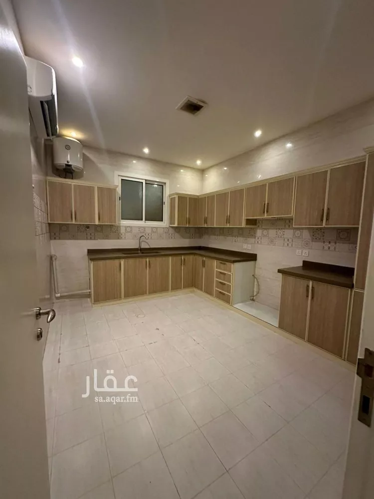 شقة للإيجار في شارع أحمد الغزالي, حي العارض, مدينة الرياض, منطقة الرياض 1 صورة